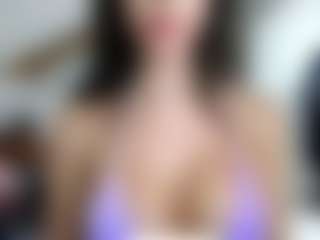 British Latina's Live Sex Cam Show