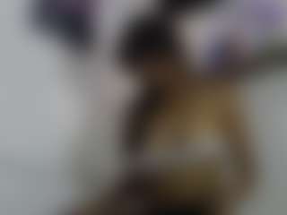 Live cam show with Adri_veryhot - Domina on StripNow
