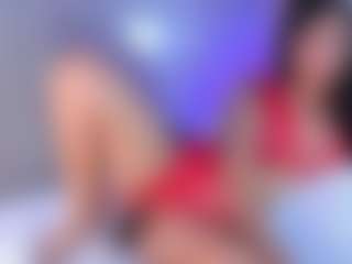 Live cam show with MelanyHolsen - Brown Eyes on Uber Horny