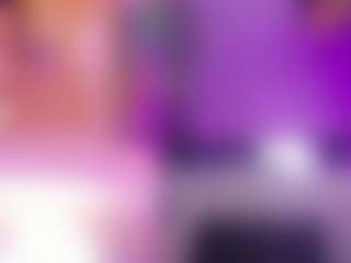 Live cam show with MelanyHolsen - Toys on liverealitysex.com