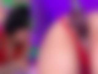 Live cam show with MelanyHolsen - Ass Bouncing on Free Soda