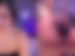 Live cam show with MelanyHolsen - Squirt on Gym Cam Girls