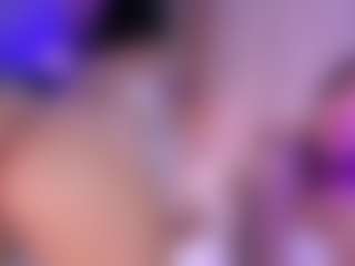 MelanyHolsen's Live Sex Cam Show