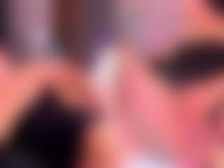 Live cam show with MelanyHolsen - Tattoos on CamClone