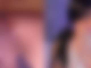 Live cam show with MelanyHolsen - Spank on Uber Horny