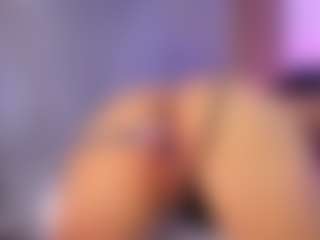 MelanyHolsen's Live Sex Cam Show