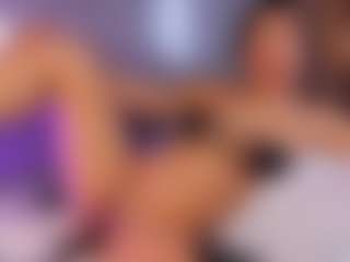 MelanyHolsen's Live Sex Cam Show