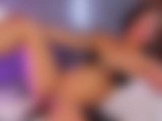 MelanyHolsen's Live Sex Cam Show