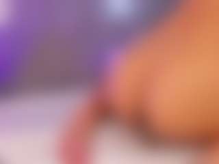 MelanyHolsen's Live Sex Cam Show