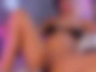 MelanyHolsen's Live Sex Cam Show
