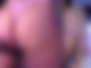 MelanyHolsen's Live Sex Cam Show