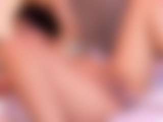 MelanyHolsen's Live Sex Cam Show