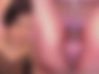 Live cam show with MelanyHolsen - Anal on Camsoda