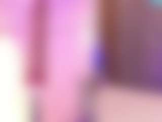 Live cam show with MelanyHolsen - Pornstar Spank on AdultVida.com