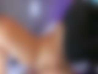 Live cam show with MelanyHolsen - Facial on Camsoda Late Night
