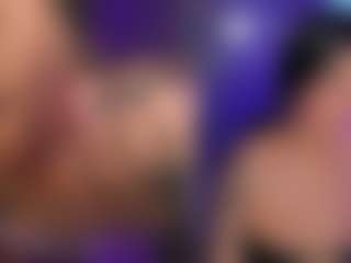 Live cam show with MelanyHolsen - Smoking on Camsoda