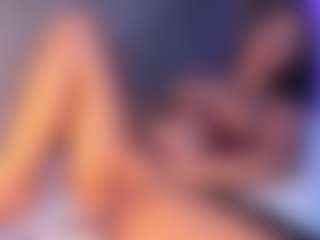 MelanyHolsen's Live Sex Cam Show