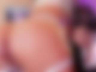 Live cam show with MelanyHolsen - Creampie on Camsoda Late Night
