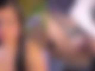 Live cam show with MelanyHolsen - Shaved Pussy on Gym Cam Girls