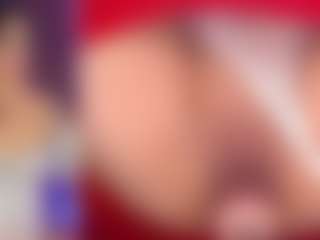 Live cam show with MelanyHolsen - Butt Plug on studioflirtlive.com