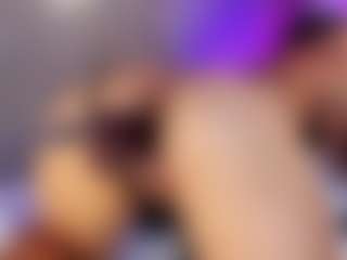 MelanyHolsen's Live Sex Cam Show