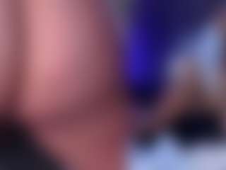 MelanyHolsen's Live Sex Cam Show