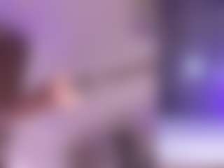 MelanyHolsen's Live Sex Cam Show
