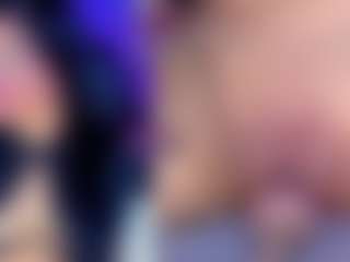 MelanyHolsen's Live Sex Cam Show