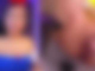 Live cam show with MelanyHolsen - Shaved Pussy on Soda Cam