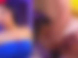 Live cam show with MelanyHolsen - Brown Eyes on Camsoda