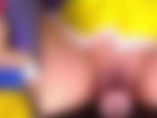 Live cam show with MelanyHolsen - Dildo Or Vibrator on Camsoda