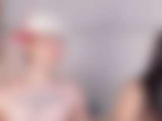 Live cam show with settandgwen20 - Tease on SmokeAndPoke