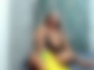 Live cam show with Ambarthxxx - Big Tits on sexylivex.com