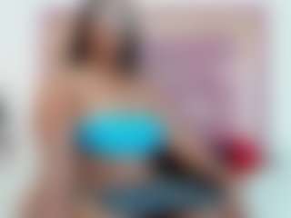 Live cam show with Ambarthxxx - Booty on CamClone