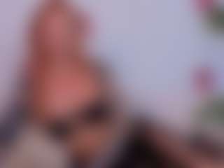 Live cam show with LanaReals - Blue Eyes on liverealitysex.com