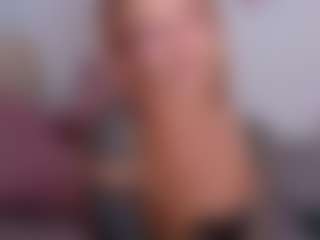 LanaReals's Live Sex Cam Show