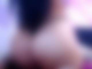 Live cam show with marianBigtits - Green Eyes on xblisslive.com