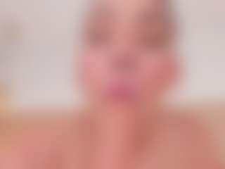 Live cam show with NahimiThompson - Fingers on CamSodaAdn