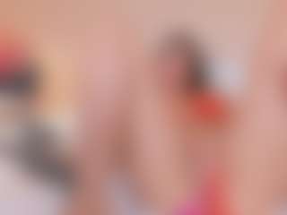 Live cam show with NahimiThompson - Green Eyes on friskycurves.com