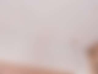 Live cam show with NahimiThompson - Blonde Hair on alttransgirls