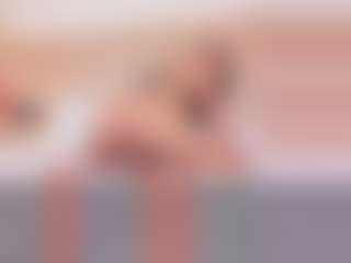 Live cam show with NahimiThompson - Nature on livesuperchat.net
