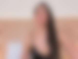 Live cam show with NahimiThompson - Public on Camsoda