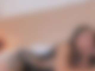 Live cam show with NahimiThompson - Ass Clapping on CamwithHer