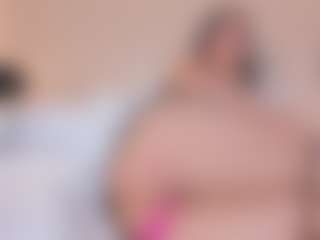 Live cam show with NahimiThompson - Green Eyes on chickslive.net