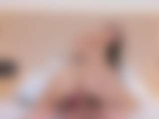 Live cam show with NahimiThompson - Fingering on fuck-show.com