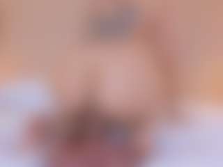 Live cam show with NahimiThompson - Skinny on Camsoda