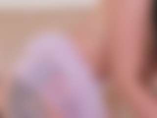 Live cam show with NahimiThompson - Green Eyes on StripNow