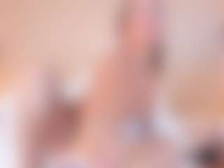 Live cam show with NahimiThompson - Bi on Camsoda