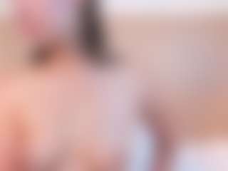 Live cam show with NahimiThompson - Pornstar Public on EXY