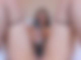 NahimiThompson's Live Sex Cam Show